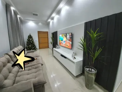Casa com 3 Quartos à venda, 200m² no Alto Umuarama, Uberlândia