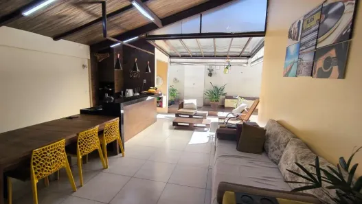 Casa de Condomínio com 3 Quartos à venda, 130m² no Fazenda Petrópolis - Residencial Monte Verde, Goiânia