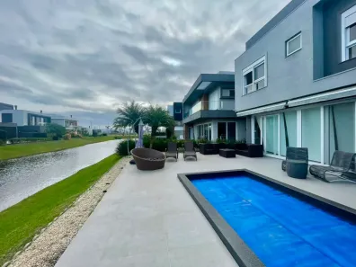 Casa de Condomínio com 4 Quartos à venda, 300m² no Navegantes, Capão da Canoa