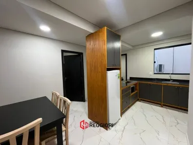 Apartamento com 2 Quartos para alugar, 65m² no Municípios, Balneário Camboriú
