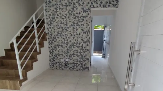 Casa de Condomínio com 2 Quartos à venda, 49m² no Tupiry, Praia Grande