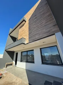 Sobrado com 3 Quartos à venda, 150m² no Parque 35, Guaíba