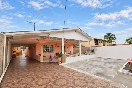 Casa com 5 Quartos à venda, 199m² no Brejatuba, Guaratuba