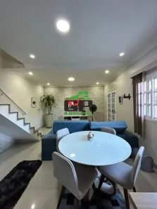 Casa com 3 Quartos à venda, 210m² no Vila Valqueire, Rio de Janeiro