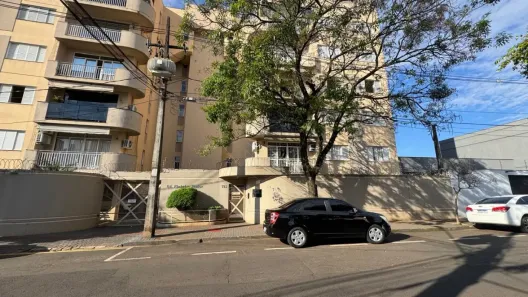 Apartamento com 3 Quartos para alugar, 98m² no Jardim Agari, Londrina