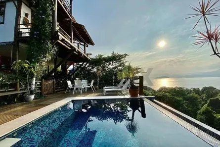 Casa com 4 Quartos à venda, 212m² no Cambaquara, Ilhabela