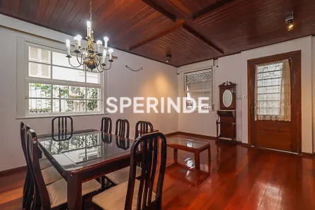 Casa com 4 Quartos para alugar, 156m² no Rio Branco, Porto Alegre