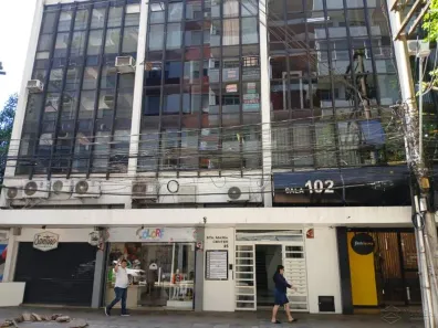 Sala Comercial à venda, 32m² no Centro, Santa Maria