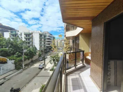 Apartamento com 3 Quartos à venda, 120m² no Algodoal, Cabo Frio