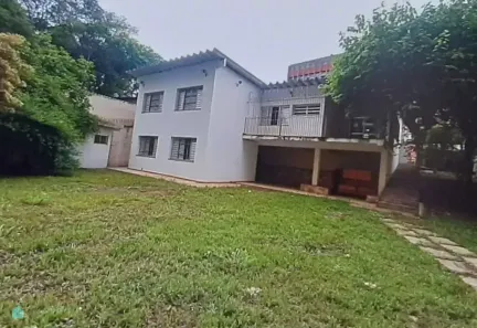 Casa com 3 Quartos à venda, 194m² no Jardim Mariliza, São Paulo