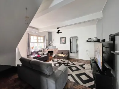Casa com 5 Quartos à venda, 187m² no Centro, Santa Maria