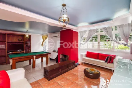 Casa com 3 Quartos à venda, 148m² no Cavalhada, Porto Alegre