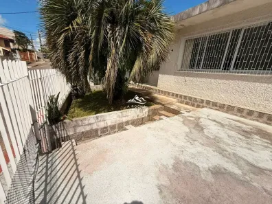 Casa com 4 Quartos à venda, 300m² no Canto, Florianópolis