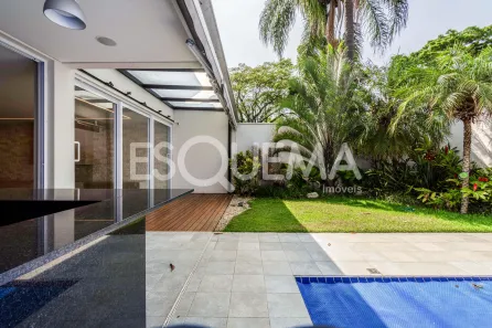Casa de Condomínio com 3 Quartos à venda, 425m² no Vila Cordeiro, São Paulo