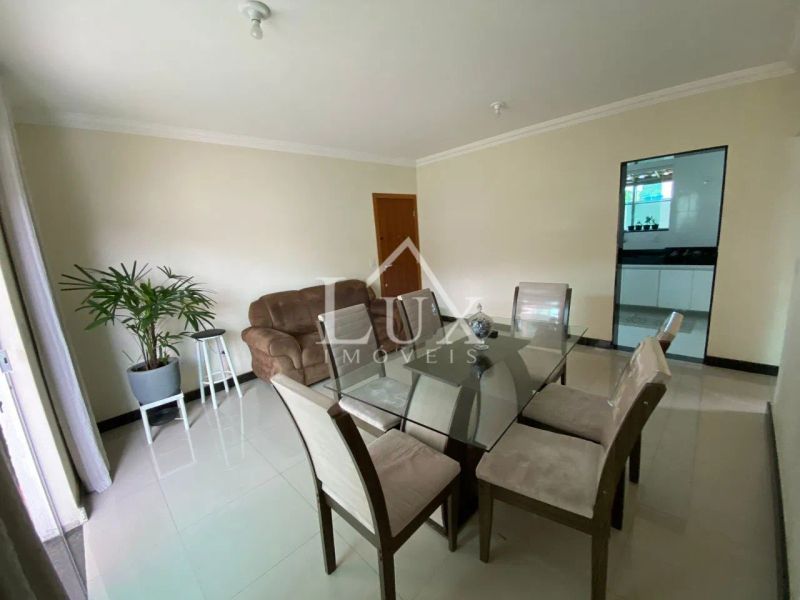 Apartamento com 2 quartos — Santa Terezinha, Belo Horizonte