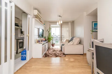 Apartamento com 3 Quartos à venda, 74m² no Vila Ipiranga, Porto Alegre