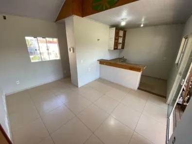 Apartamento com 1 Quarto para alugar, 40m² no Carianos, Florianópolis