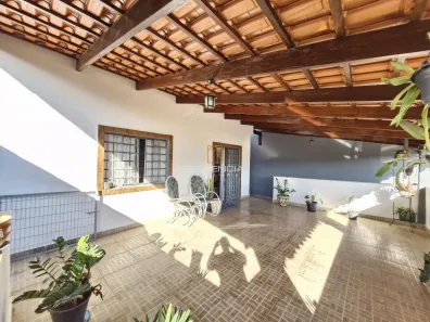 Casa com 2 Quartos à venda, 150m² no Vale do Sol, Divinópolis