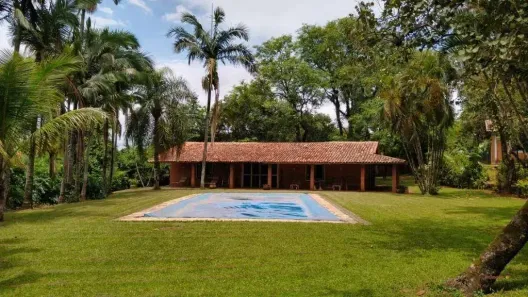 Fazenda/Sítio com 3 Quartos à venda, 242000m² no Rural, Rafard