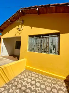 Casa com 2 Quartos para alugar, 70m² no Goiabeira, Cuiabá