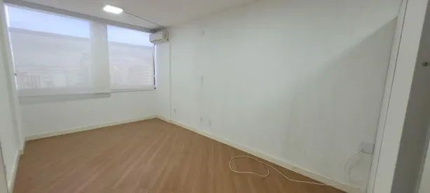 Sala Comercial para venda ou aluguel, 32m² no Centro, São Caetano do Sul