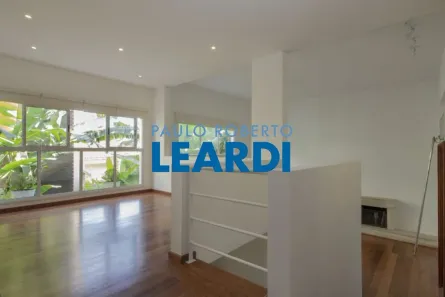 Casa de Condomínio com 3 Quartos à venda, 568m² no Morumbi, São Paulo