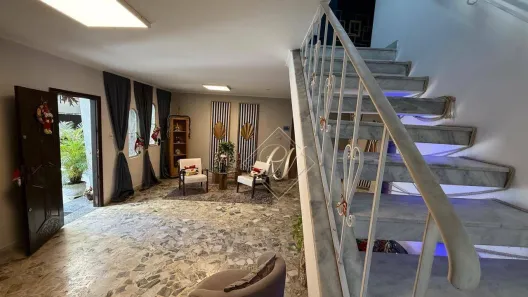 Sobrado com 4 Quartos à venda, 266m² no Ponta da Praia, Santos