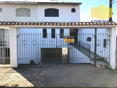 Casa com 3 Quartos para alugar, 150m² no Jardim Guanabara, Americana