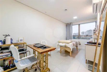 Sala Comercial à venda, 37m² no Bela Vista, Porto Alegre