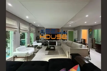 Sobrado com 4 Quartos à venda, 442m² no Vila Floresta, Santo André