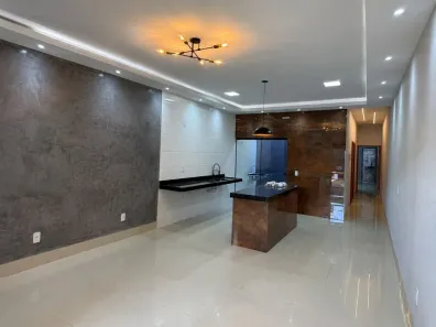 Casa com 2 Quartos à venda, 90m² no Setor Barcelos, Trindade