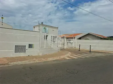 Casa de Condomínio com 2 Quartos à venda, 47m² no Vila La Brunetti, Itapetininga