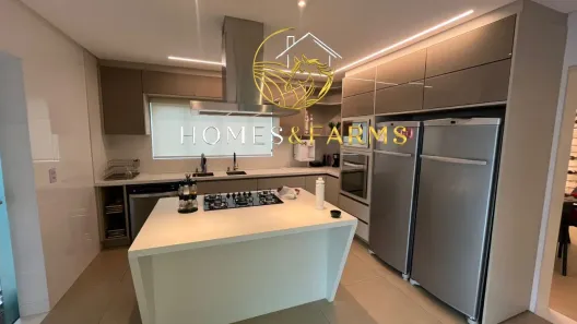 Sobrado com 4 Quartos à venda, 385m² no Cidade Vera Cruz, Aparecida de Goiânia