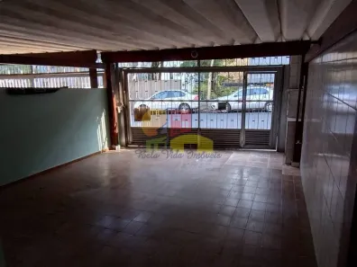 Sobrado com 3 Quartos à venda, 176m² no Vila Valparaíso, Santo André