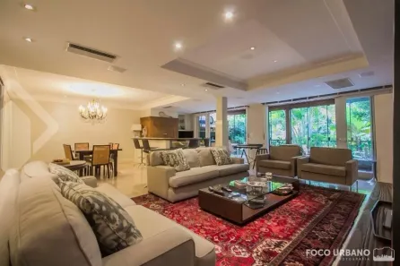 Casa de Condomínio com 4 Quartos para alugar, 520m² no Três Figueiras, Porto Alegre