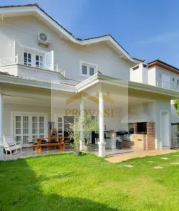 Casa de Condomínio com 4 Quartos à venda, 300m² no Alphaville, Santana de Parnaíba