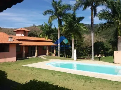 Fazenda/Sítio com 8 Quartos à venda, 500m² no Centro, Santa Branca