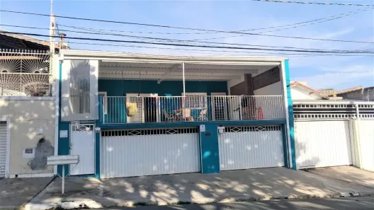 Casa com 3 Quartos à venda, 250m² no Jardim Roseira, Campinas