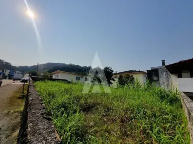 Lote/Terreno para alugar, 330m² no Iririú, Joinville