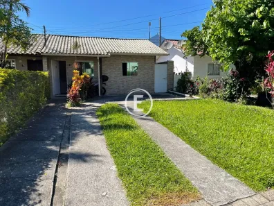Casa com 3 Quartos à venda, 85m² no Centro, Palhoça