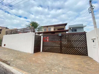 Casa com 3 Quartos à venda, 210m² no Jardim Bela Vista, Jaguariúna