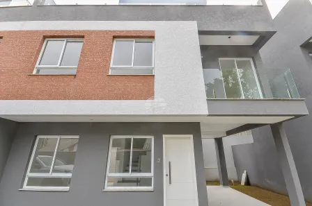 Sobrado com 3 Quartos à venda, 111m² no Santo Inácio, Curitiba