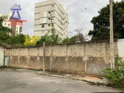 Lote/Terreno à venda, 382m² no Centro, Montes Claros