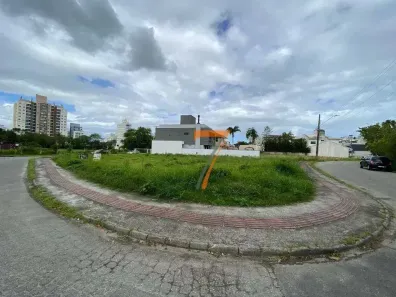 Lote/Terreno à venda, 855m² no Pedra Branca, Palhoça