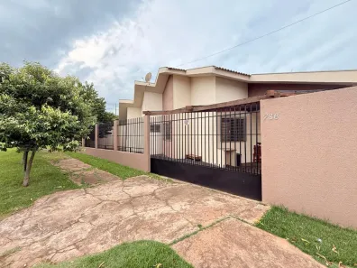 Casa com 2 Quartos à venda, 79m² no Jardim Espanha, Maringá