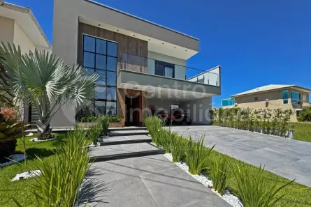 Casa de Condomínio com 4 Quartos à venda, 215m² no , Peruíbe