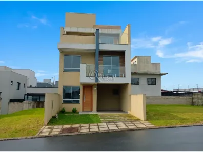 Sobrado com 3 Quartos à venda, 126m² no Campo de Santana, Curitiba