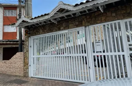 Casa com 3 Quartos para alugar, 132m² no Canto do Forte, Praia Grande