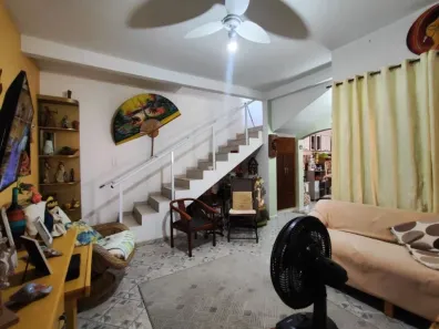 Sobrado com 2 Quartos à venda, 129m² no Caiçara, Praia Grande
