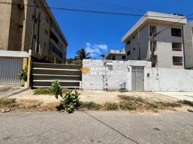 Lote/Terreno à venda, 429m² no Praia do Futuro I, Fortaleza